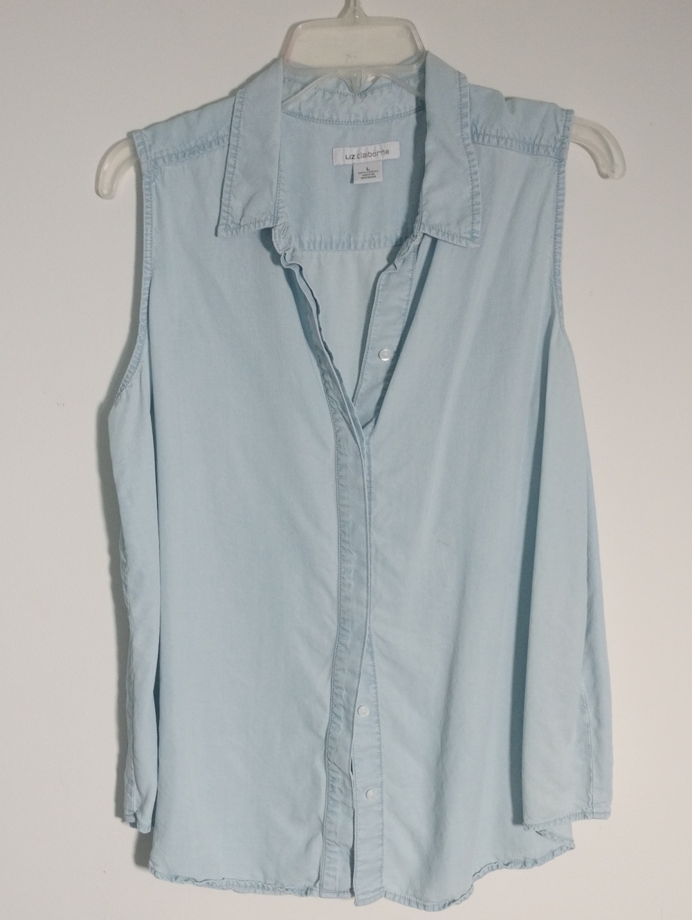 Liz Claiborne Pale Blue Sleeveless Button-Down Shirt